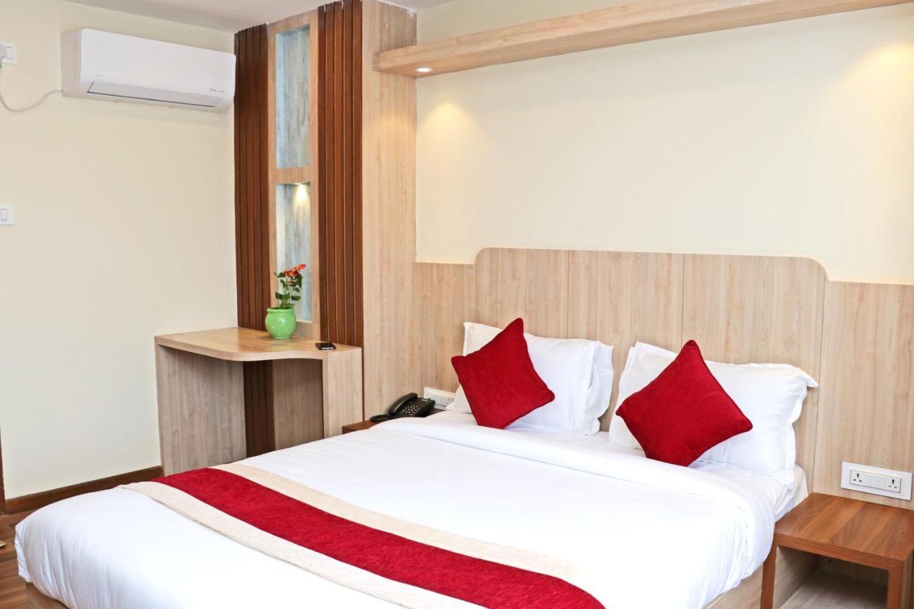 Hotel Nilakantha Pvt. Ltd Katmandu Eksteriør bilde