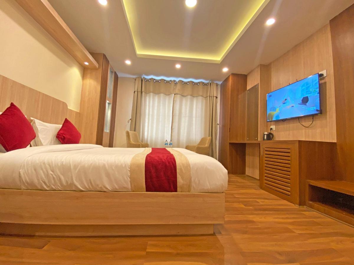 Hotel Nilakantha Pvt. Ltd Katmandu Eksteriør bilde