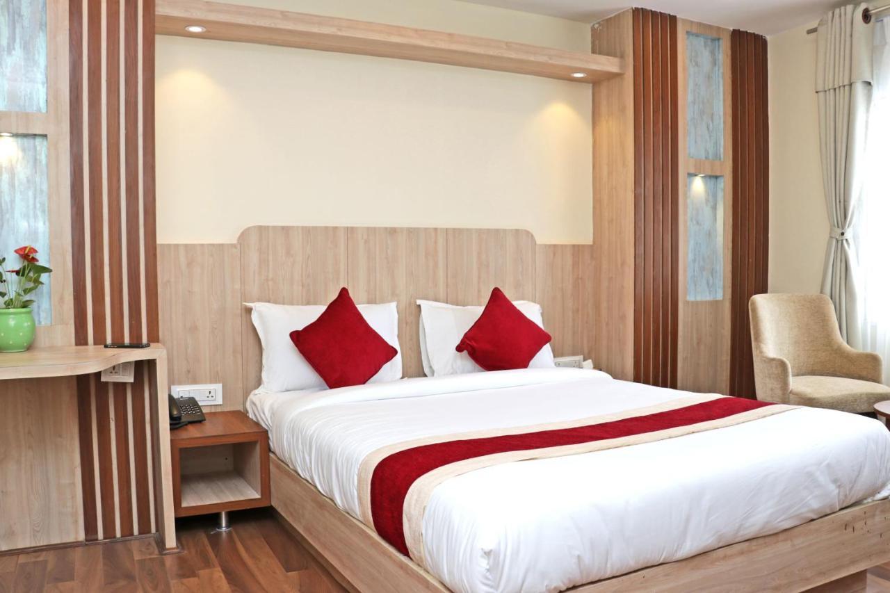 Hotel Nilakantha Pvt. Ltd Katmandu Eksteriør bilde