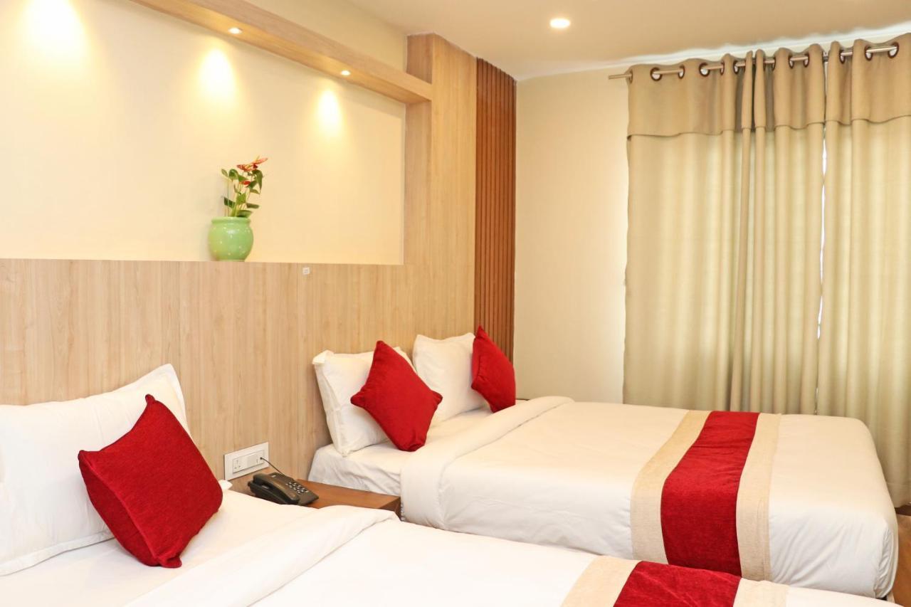 Hotel Nilakantha Pvt. Ltd Katmandu Eksteriør bilde
