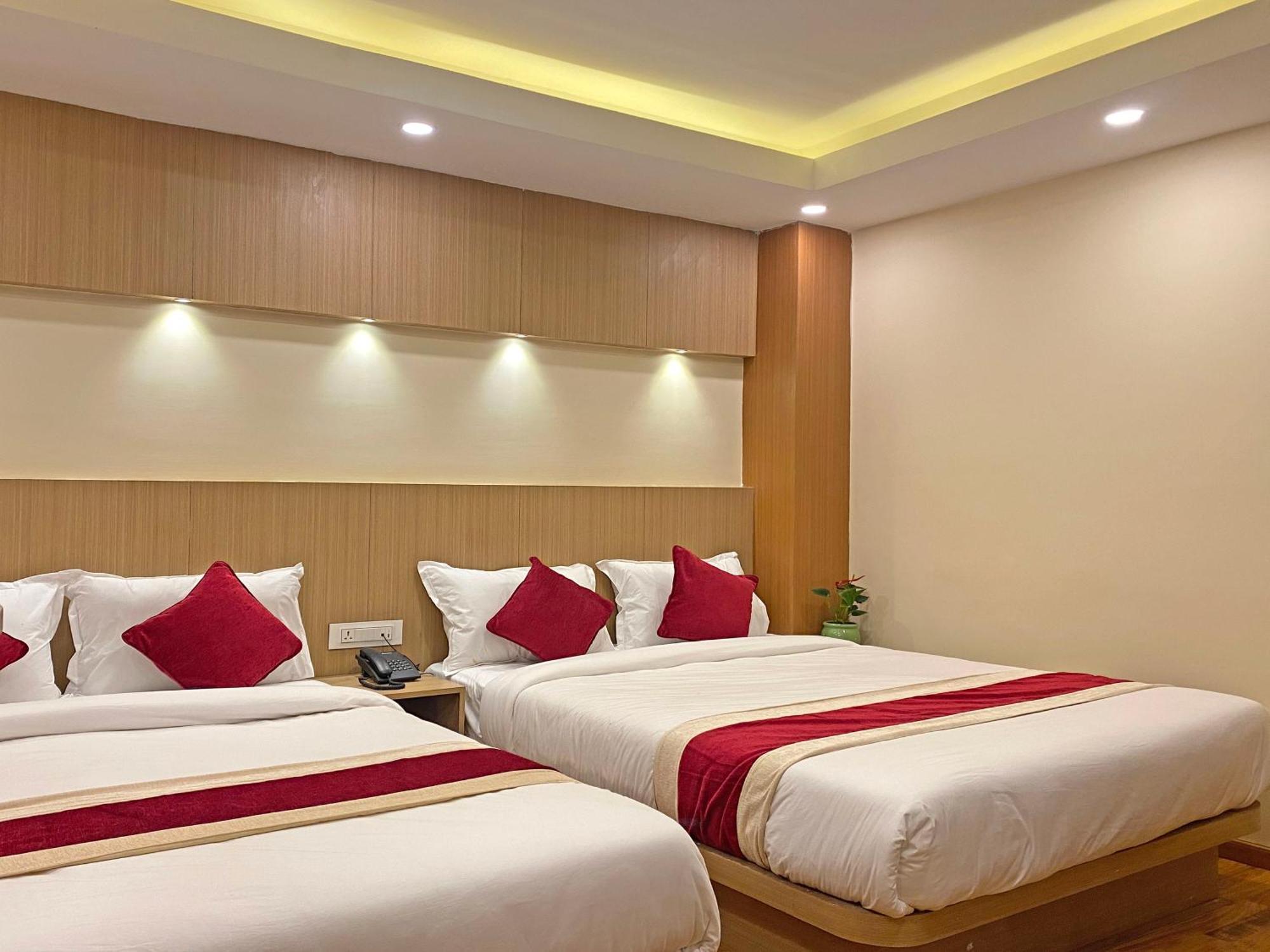 Hotel Nilakantha Pvt. Ltd Katmandu Eksteriør bilde